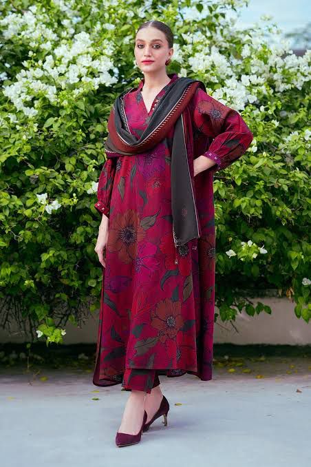 SAPPHIRE -3PC KARANDI Bana Dori Printed Shirt With Printed Duppta DF-KR-67