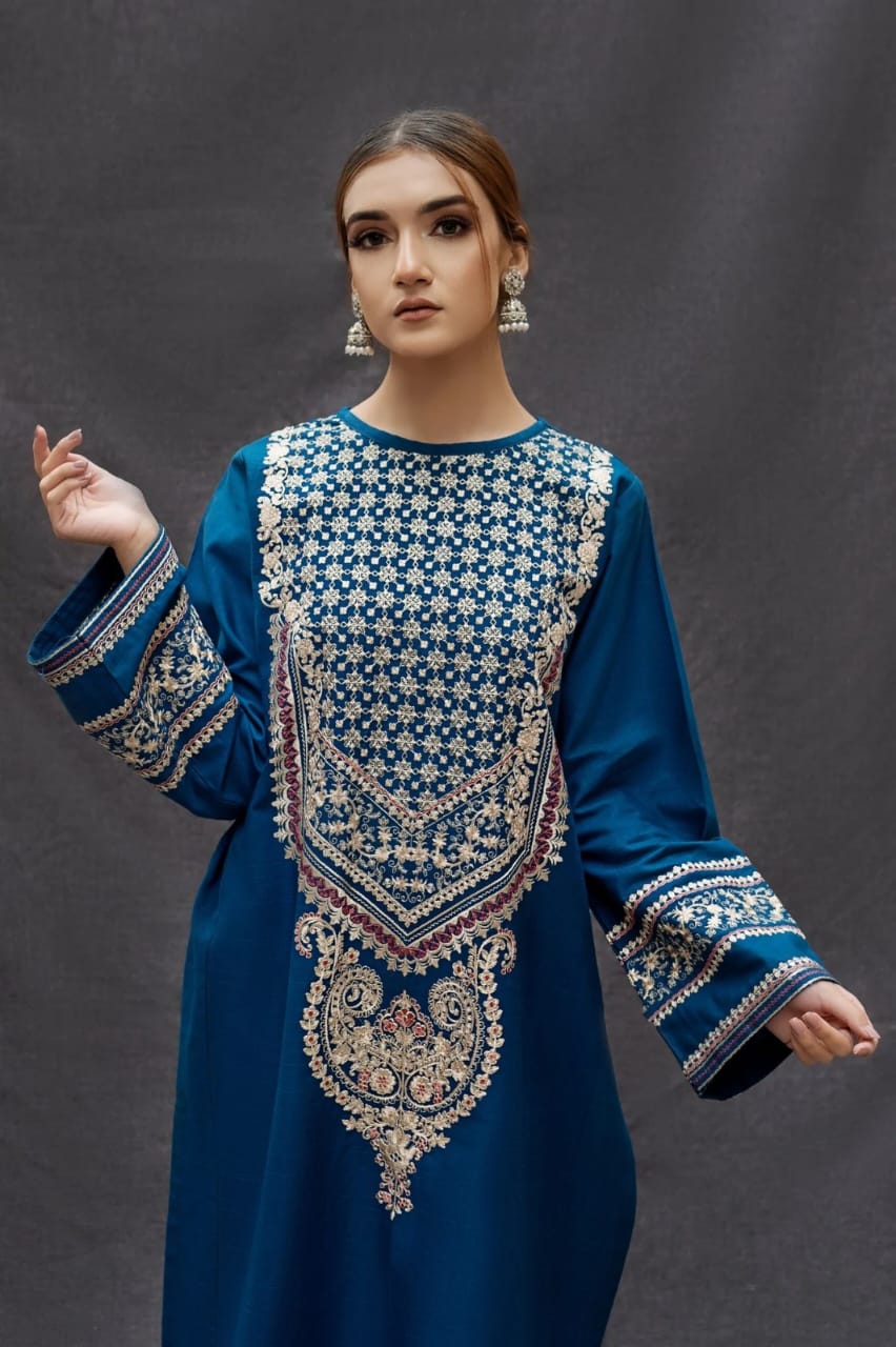 Urge – Luxury Lawn 3PC – Digital Printed Swiss Lawn Dupatta