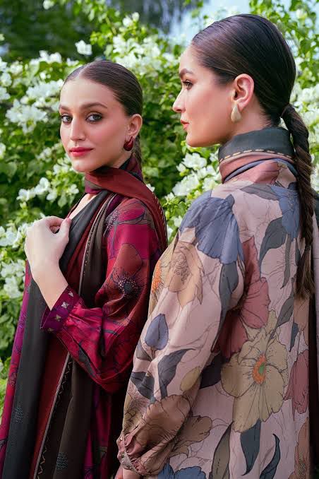 SAPPHIRE -3PC KARANDI  Bana Dori Printed  Shirt With Printed Duppta DF-KR-67
