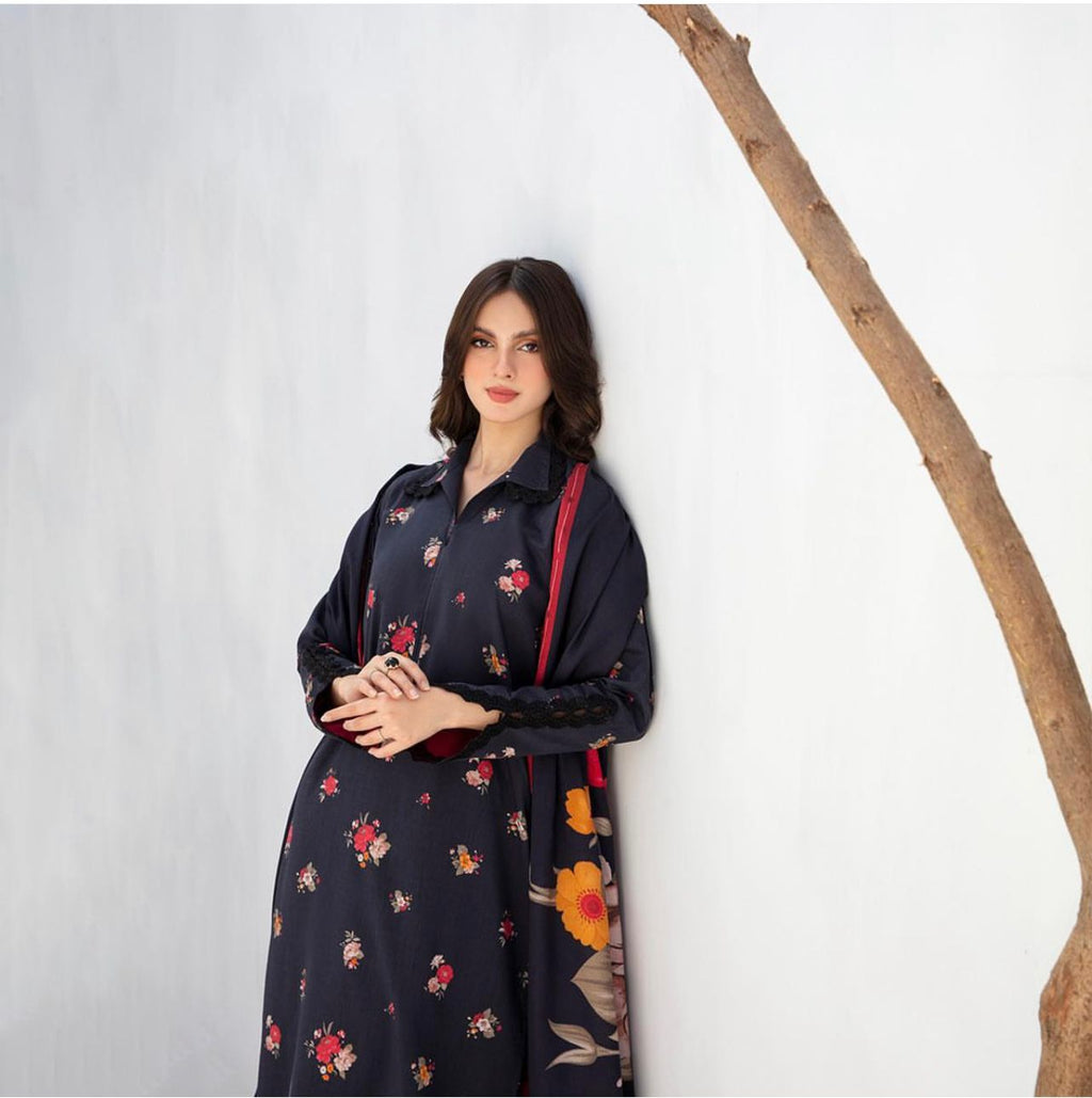 SAPPHIRE -3PC KARANDI  Bana Dori Printed  Shirt With Printed Duppta DF-KR-70