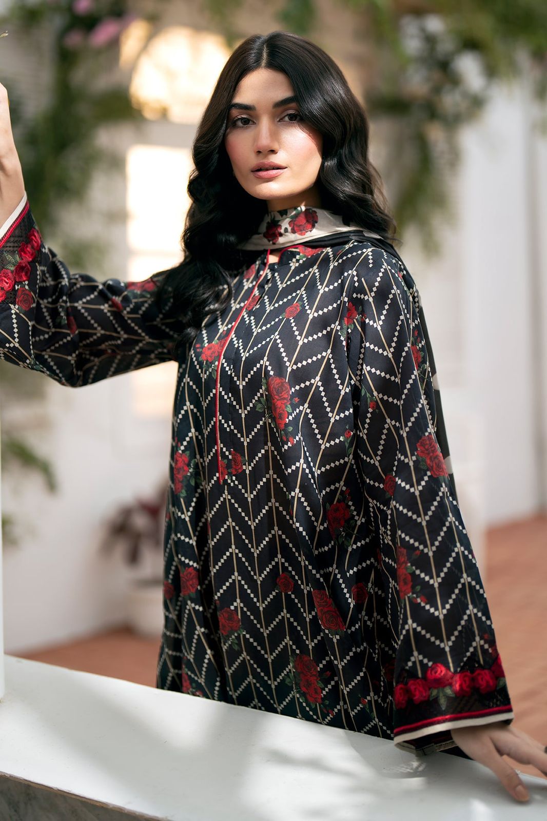 SAPPHIRE -3PC KARANDI  Bana Dori Printed  Shirt With Printed Duppta DF-KR-35