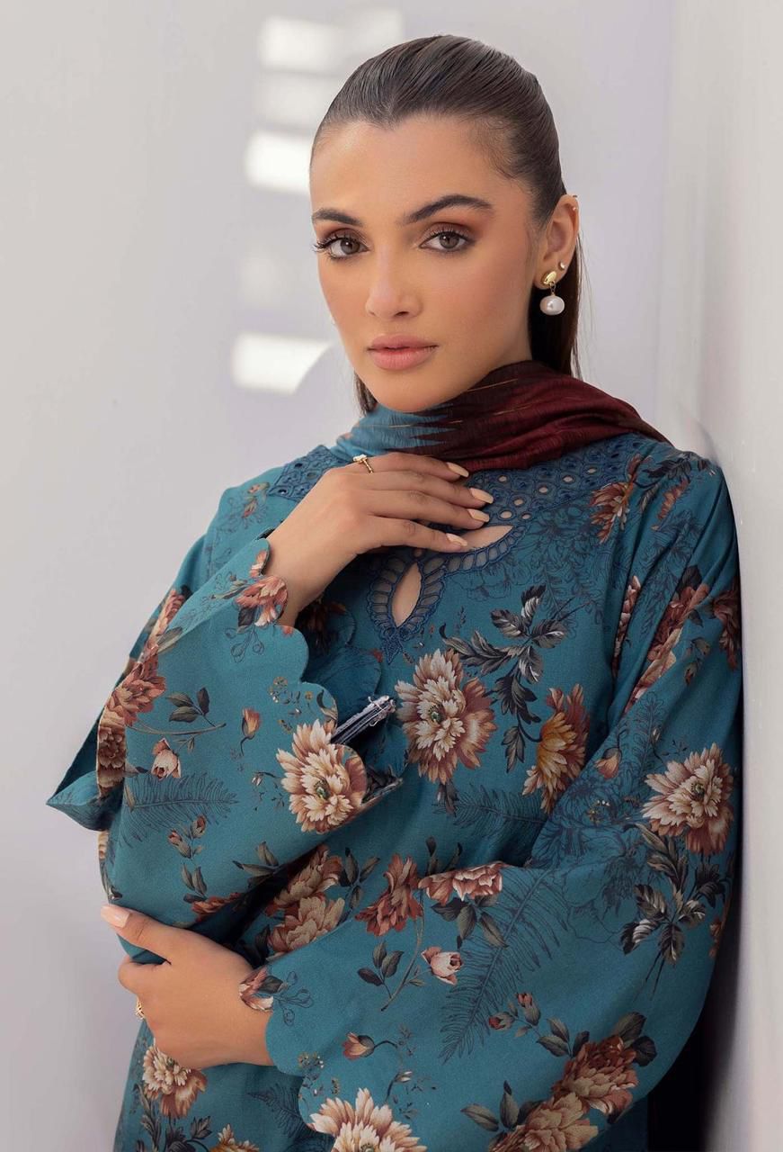 SAPPHIRE -3PC KARANDI  Bana Dori Printed  Shirt With Printed Duppta DF-KR-42