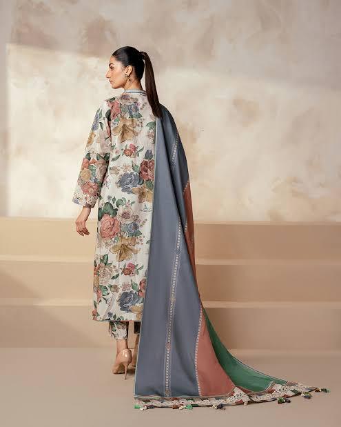 SAPPHIRE -3PC KARANDI  Bana Dori Printed  Shirt With Printed Duppta DF-KR-44