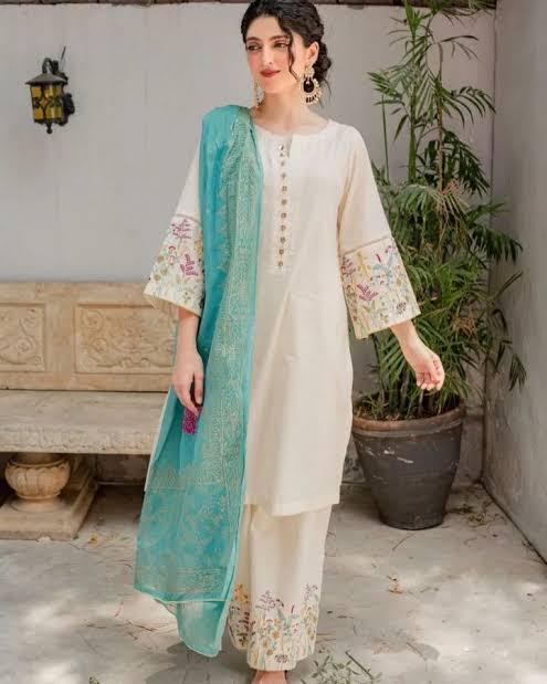 DYOT-3PC DHANAK – Elegant Embroidered Suit DF-DH-07