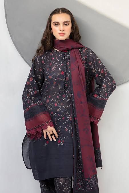 SAPPHIRE -3PC KARANDI  Bana Dori Printed  Shirt With Printed Duppta DF-KR-33