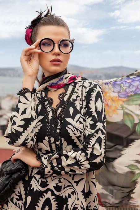 SAPPHIRE -3PC KARANDI  Bana Dori Printed  Shirt With Printed Duppta DF-KR-09