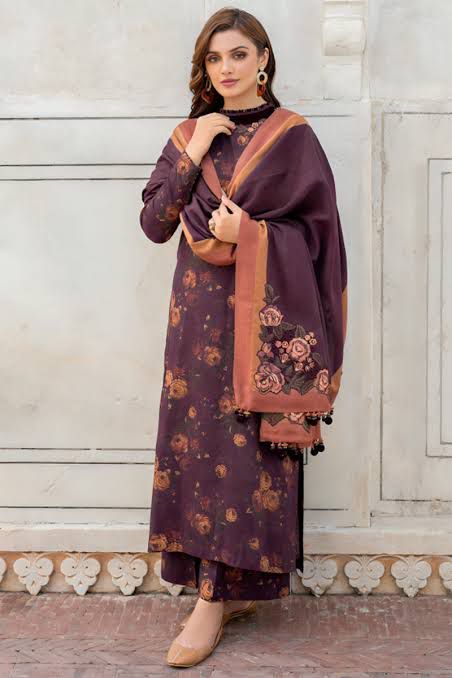 SAPPHIRE -3PC KARANDI  Bana Dori Printed  Shirt With Printed Duppta DF-KR-31