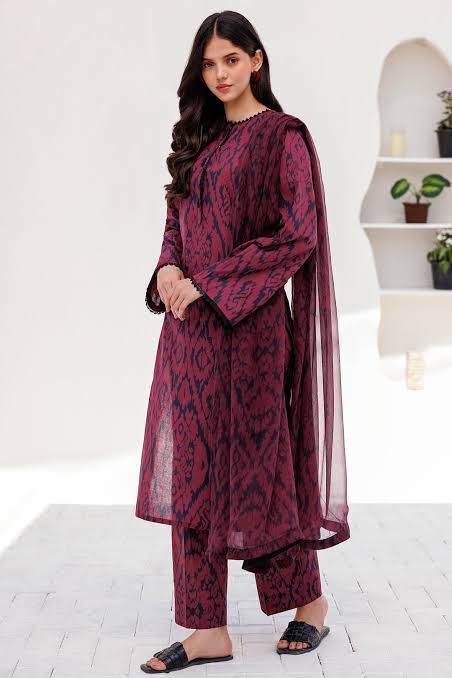 SAPPHIRE -3PC KARANDI  Bana Dori Printed  Shirt With Printed Duppta DF-KR-27